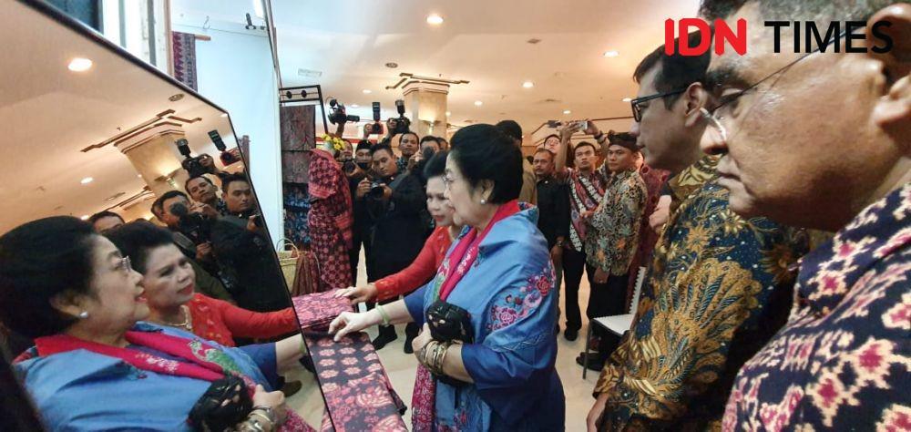 Ketika Megawati Bikin Wishnutama Kicep soal Manfaat Bunga Telang