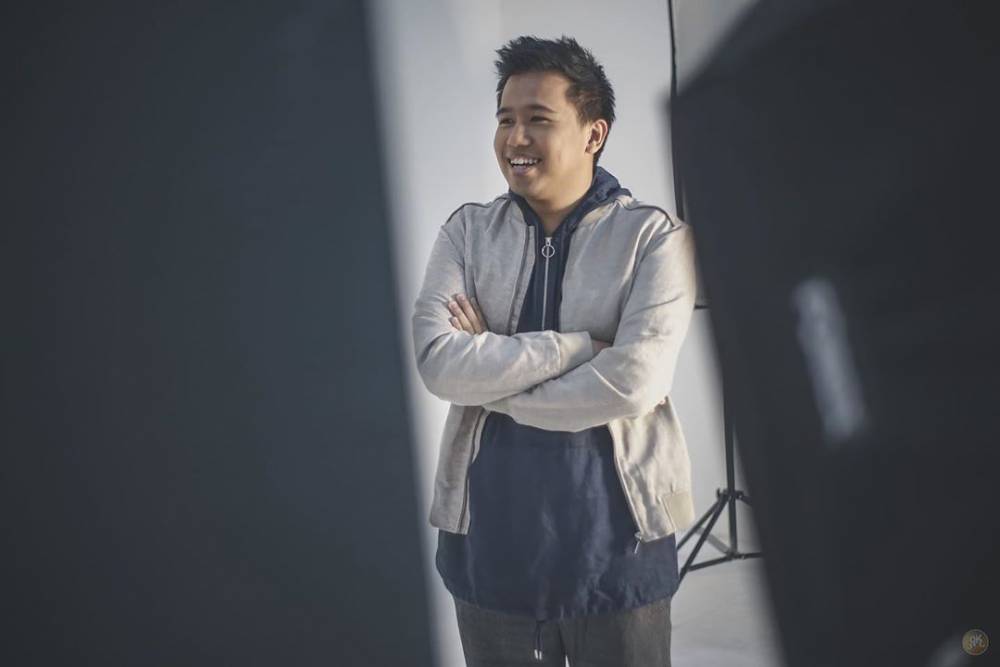 10 Potret Kece Joshua Suherman di Usia 27 Tahun