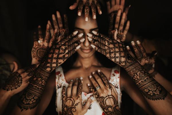 Hangat dan Penuh Kebahagiaan! Ini 9 Foto Pernikahan Terbaik 2019