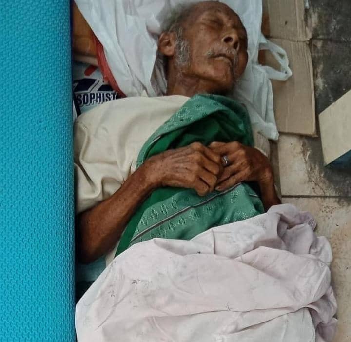 Kisah Kakek Telantar di Halte yang Ternyata Ayah Pejabat Kepolisian