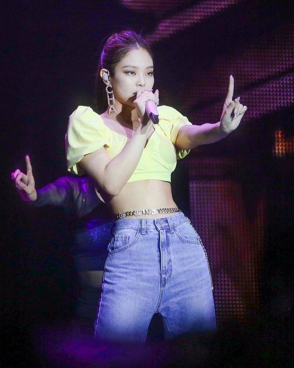 Instagram.com/jenniekimkr