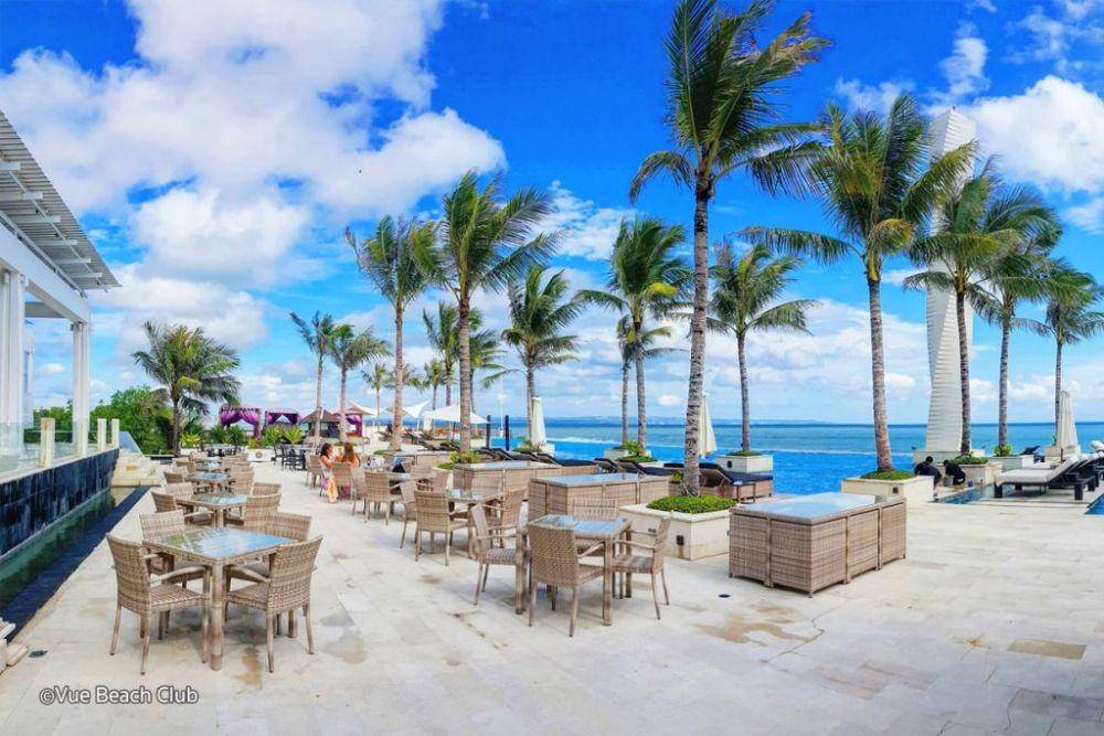 vuebeachclubbali.com