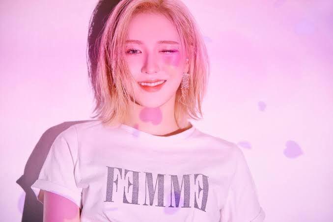 5 Fakta Kecelakaan Panggung Wendy Red Velvet, Alami Cedera Parah!