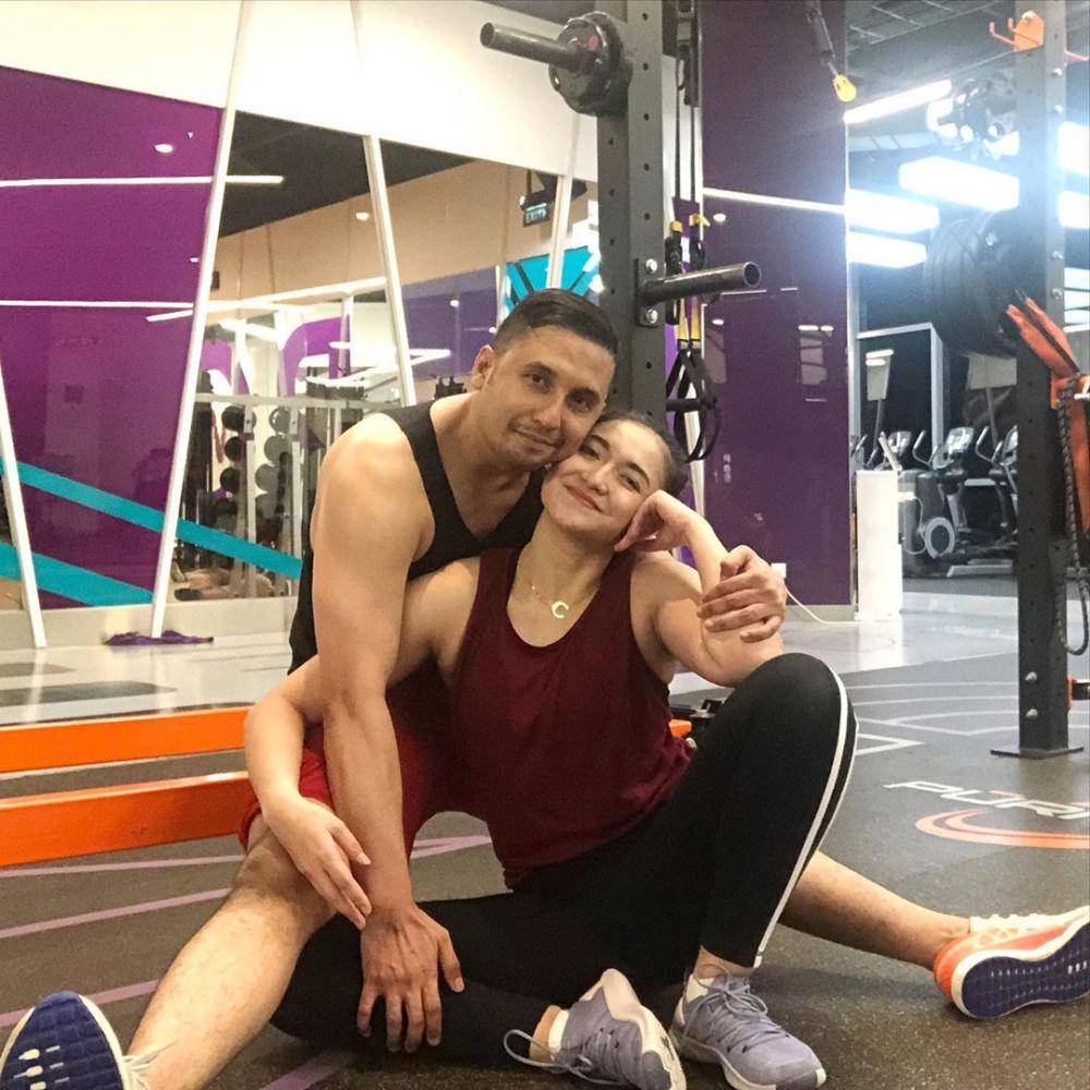 instagram.com/corrypamela