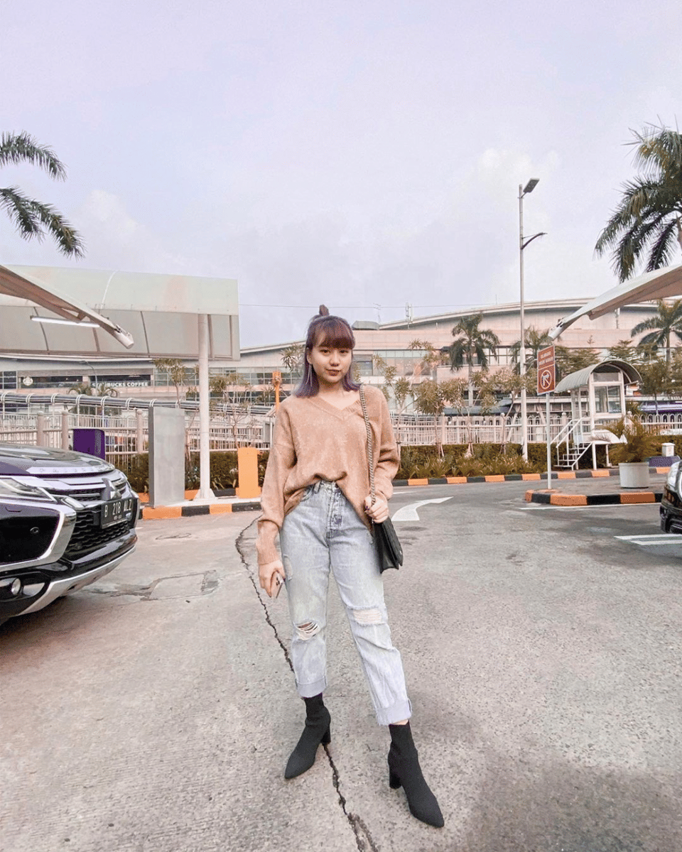 10 Gaya Kece Ghea Indrawati, Manis Banget bak Idol Korea