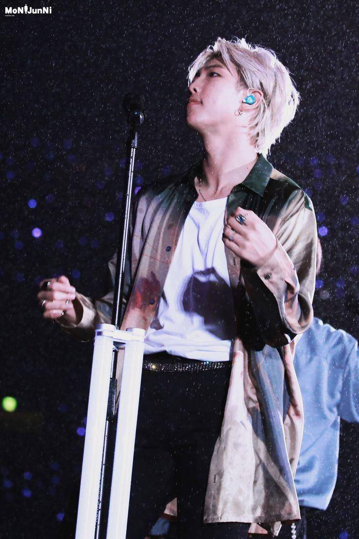 twitter.com/MoNiJunNi