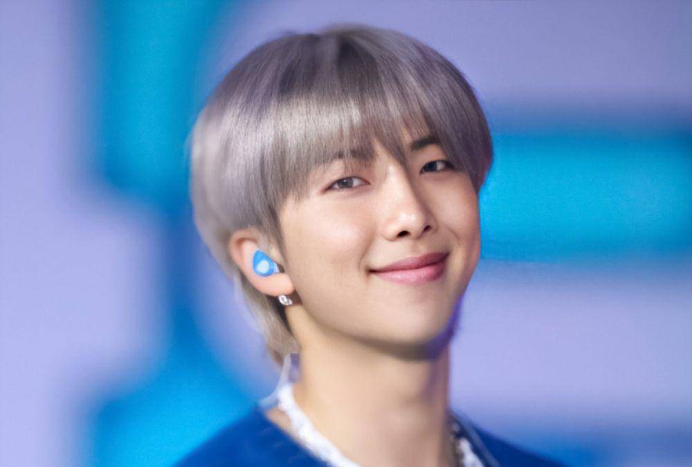 twitter.com/HoneyJoonie94