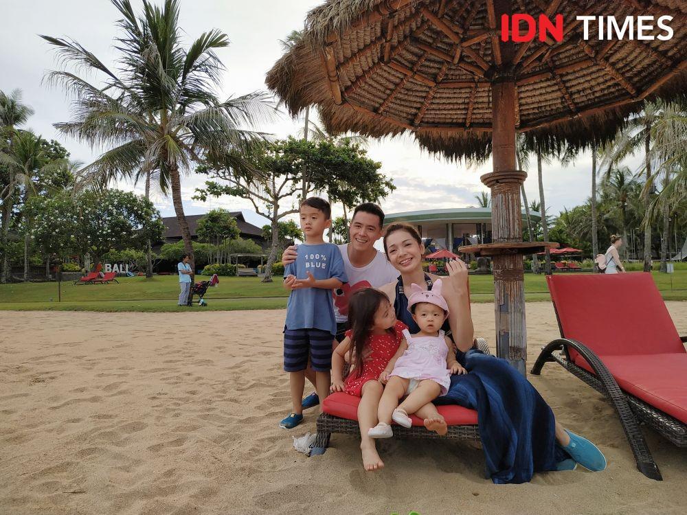 Main Panah Bareng Anak, 5 Keseruan Maya Septha & Keluarga di Bali