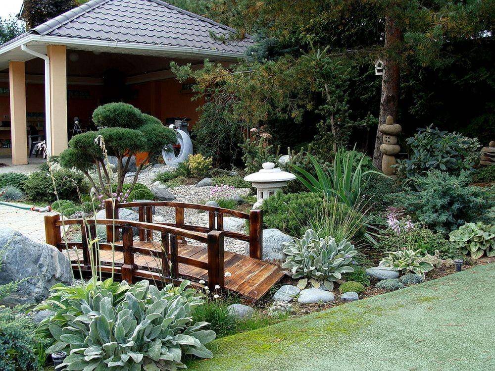 santabarbaradesignhouseandgardens.com