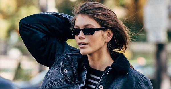 10 Gaya OOTD Santai Ala Kaia Gerber, Cocok untuk si Anti Ribet!