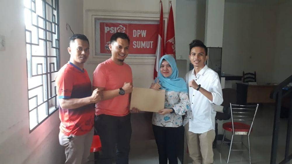 Daftar ke PSI, Adit Komit Bikin Wadah Millennial di Industri Kreatif