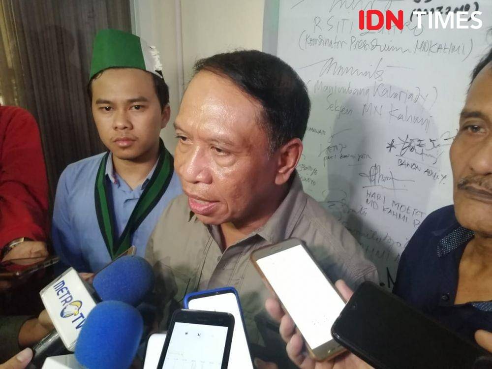 Menteri Pemuda dan Olahraga Zainudin Amali saat diskusi di KAHMI Jatim, Sabtu (28/12). IDN Times/Fitria Madia