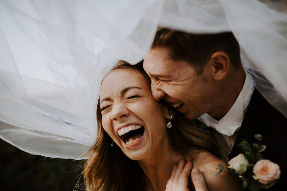 junebugweddings.com/Vilnis Sluka