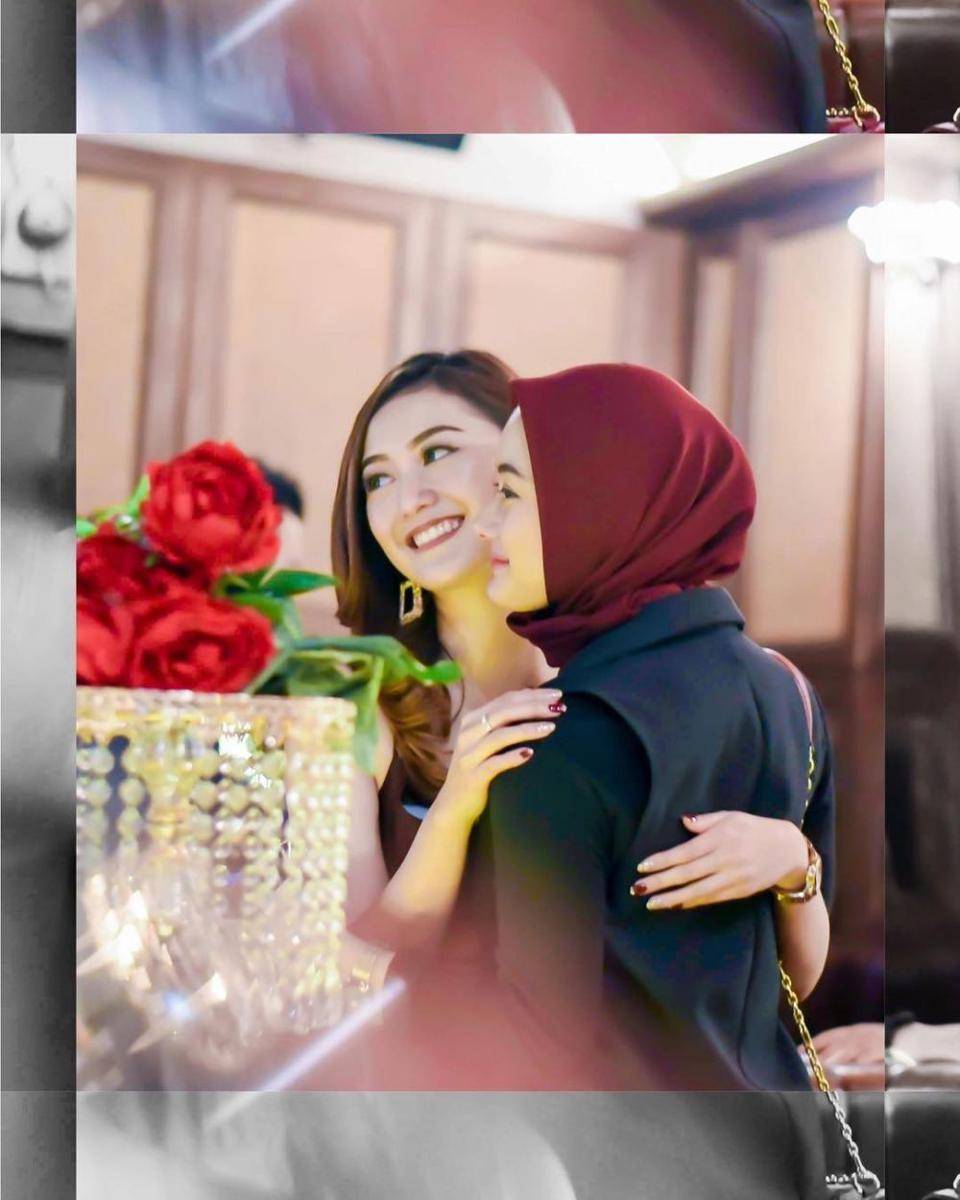 instagram.com/dindahw