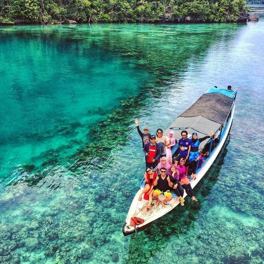 instagram.com/hwktravel