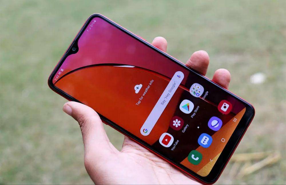 phoneyear.com