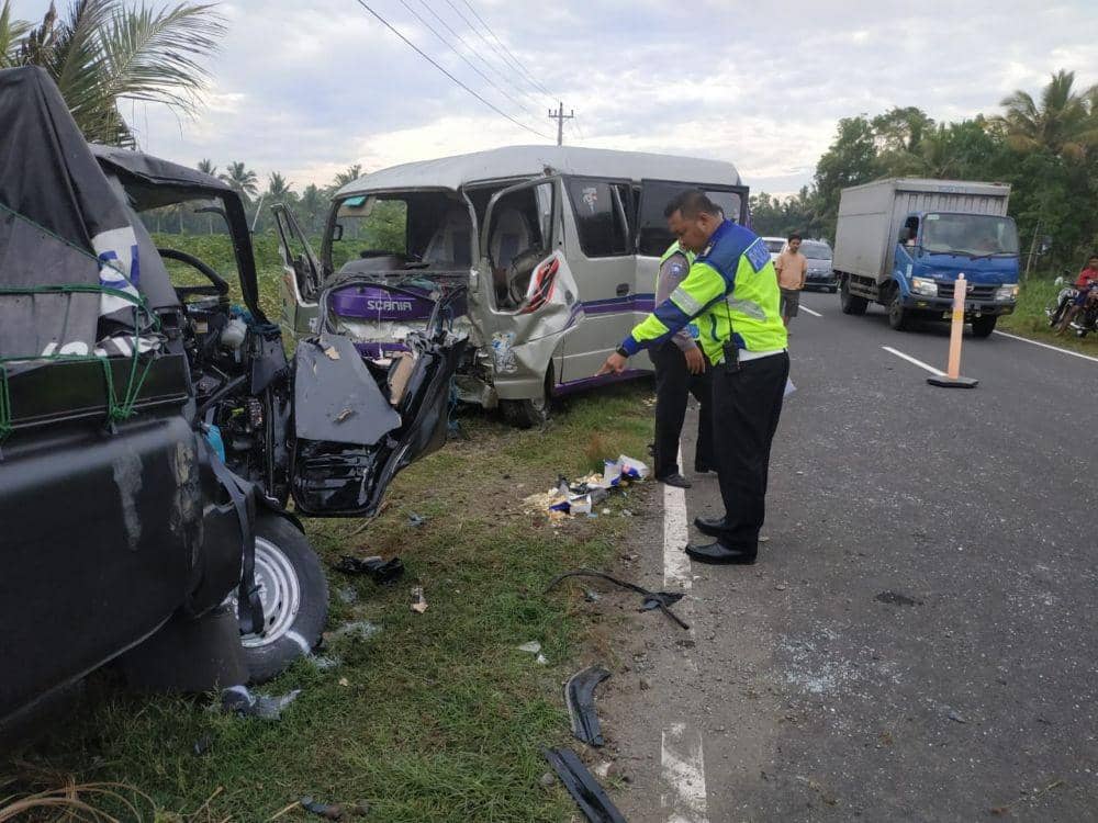 4 Orang Tewas Pada Kecelakaan Maut di Jalur Pantai Selatan Kebumen