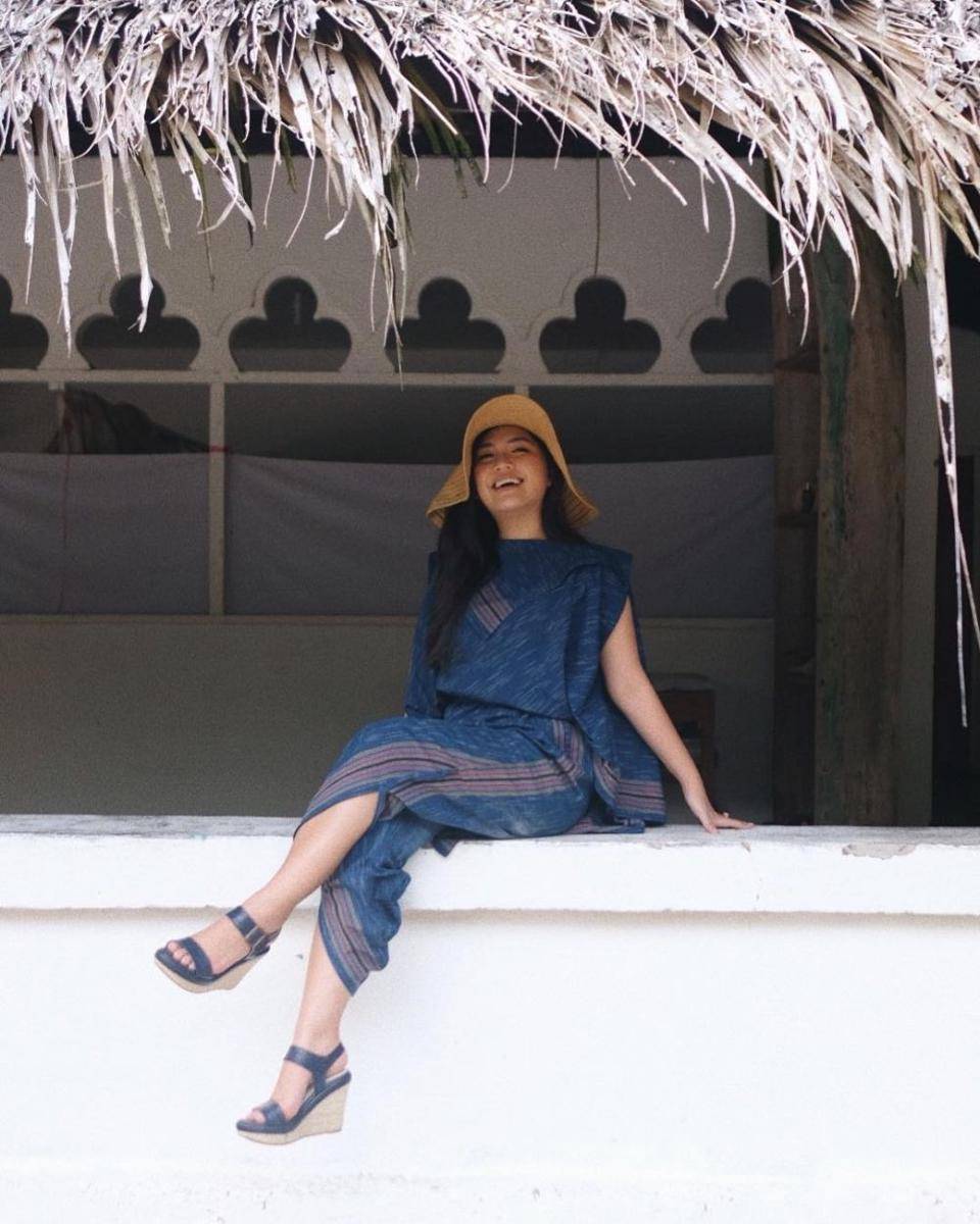 instagram.com/tiarapangestika