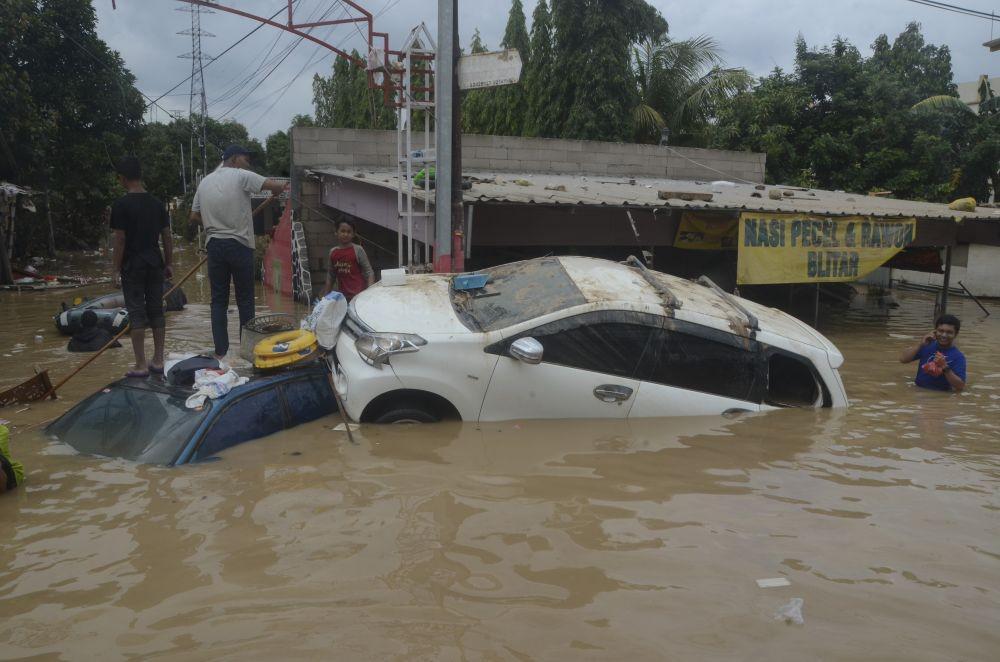 Jurus Menteri PUPR Basuki Atasi Banjir Bekasi