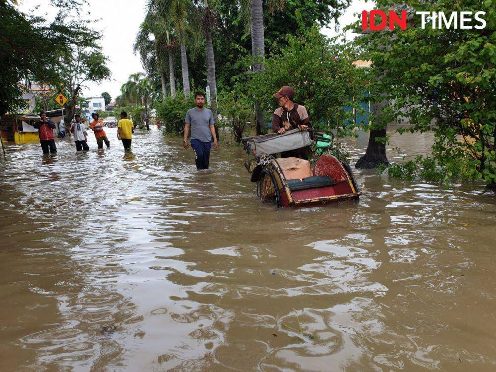 Banjir di Perumnas Bekasi (IDN Times/Vanny El Rahman)