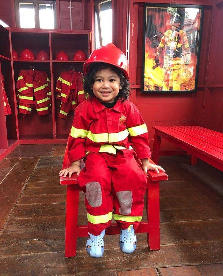 instagram.com/peonyandherself