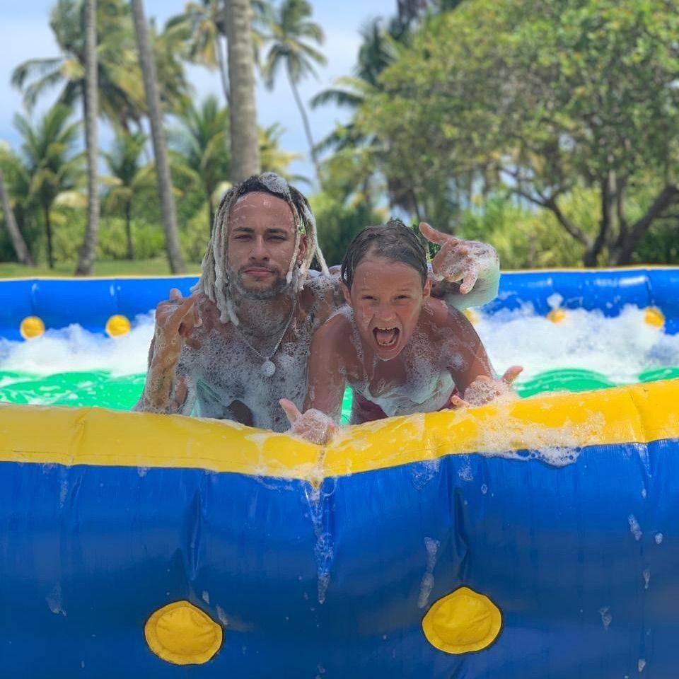 instagram.com/neymarjr