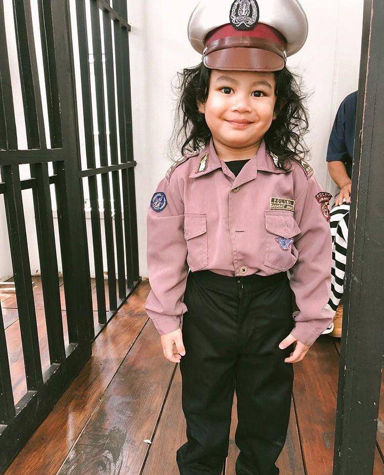 instagram.com/peonyandherself