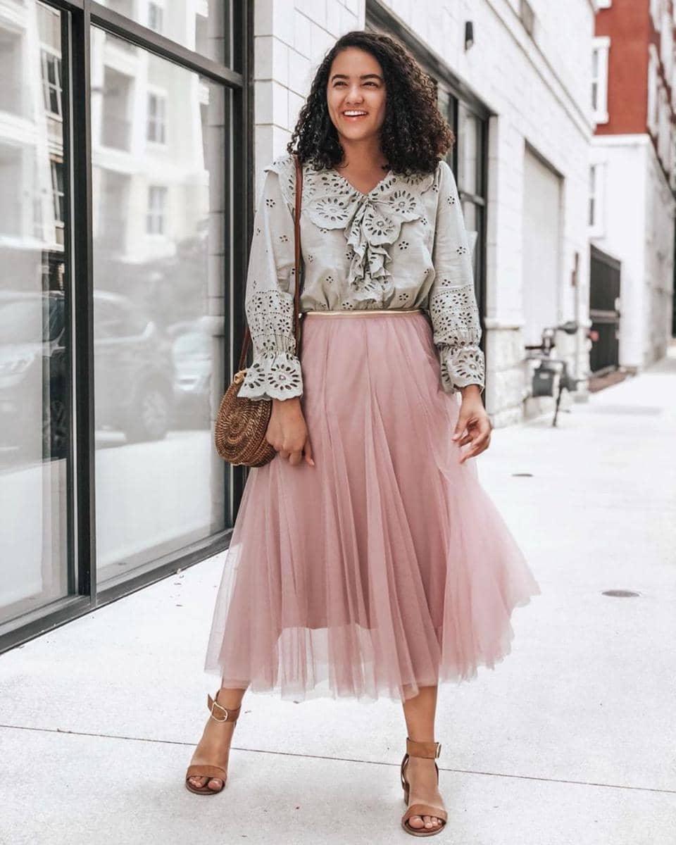 Instagram/sequinsandsales