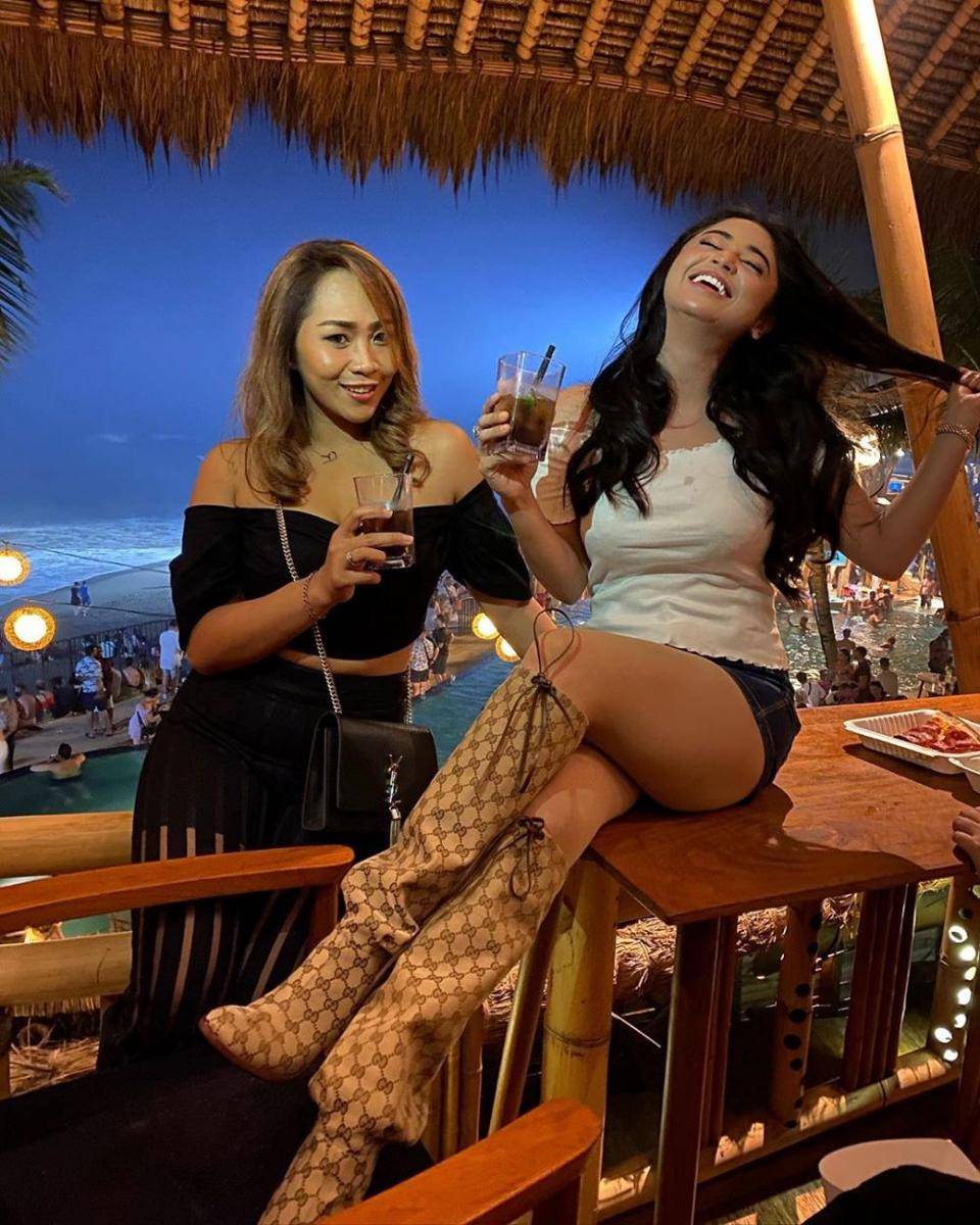 instagram.com/dewiperssikreal