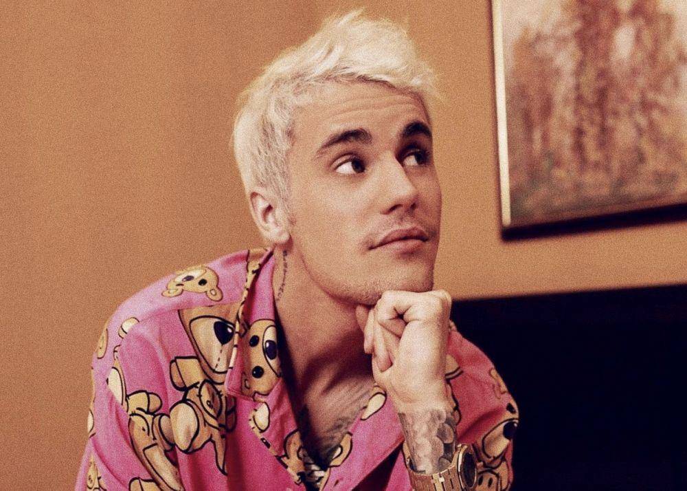 twitter.com/justinbieber