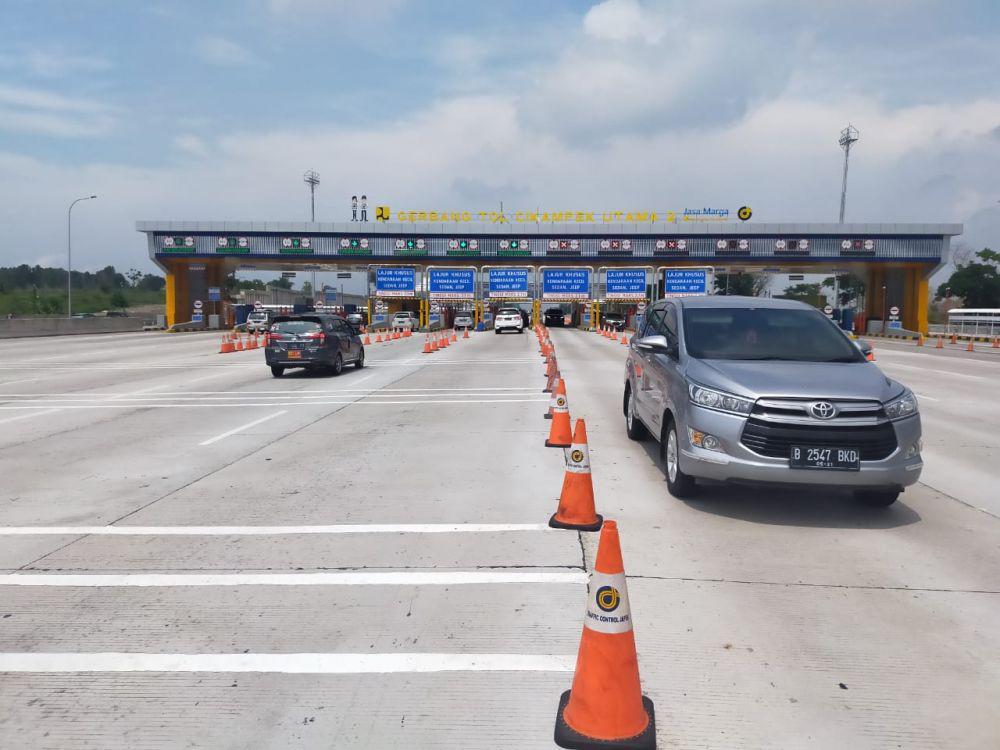 Hari Keempat di 2020, Ada 52 Ribu Kendaraan Kembali ke Jakarta
