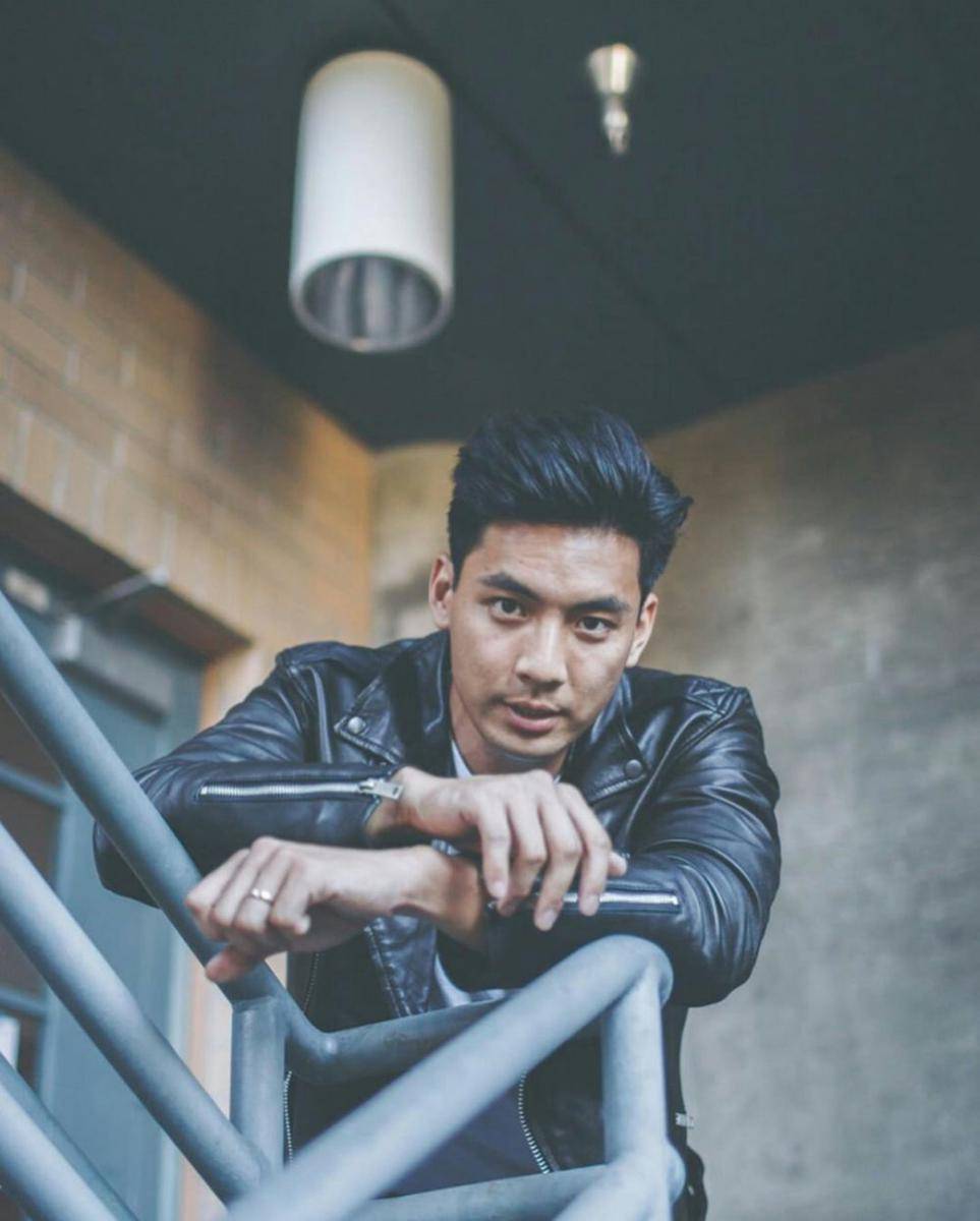 instagram.com/yoshi_sudarso