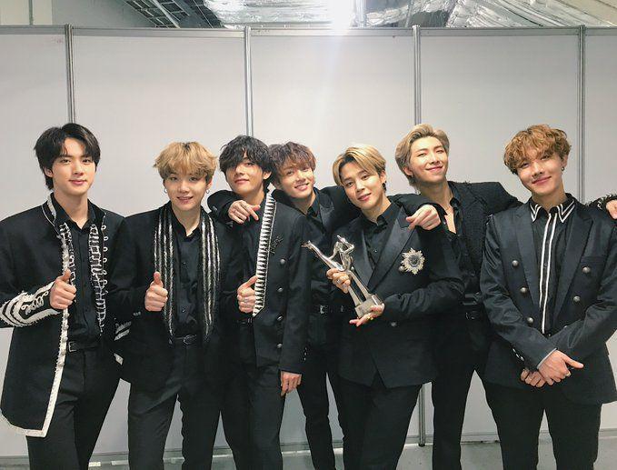 15 Momen BTS di GDA 2020, Jatuh di Red Carpet hingga All Kill Daesang
