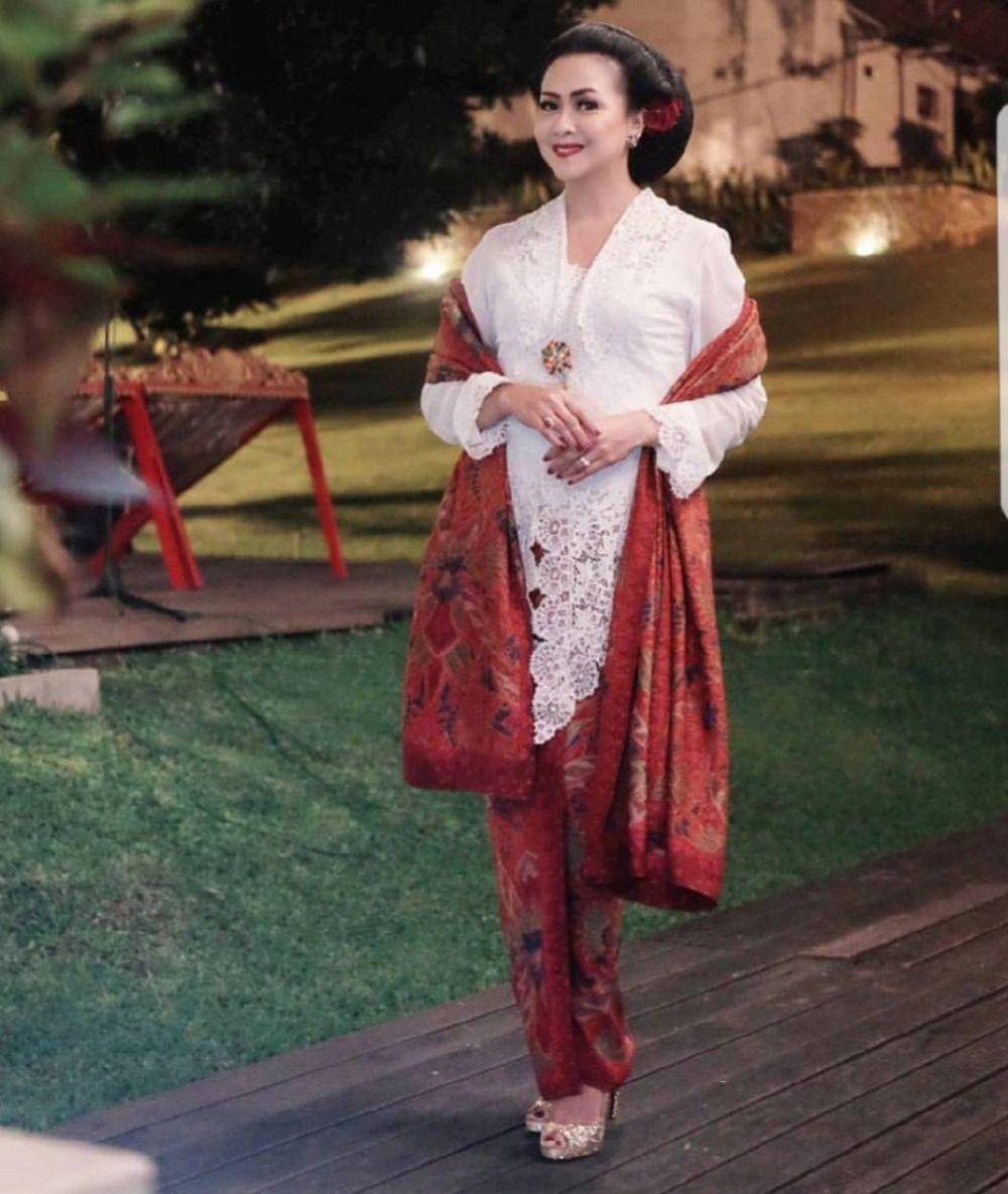 instagram.com/ssoekotjo