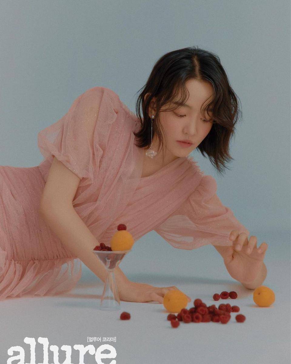 instagram.com/younha_holic