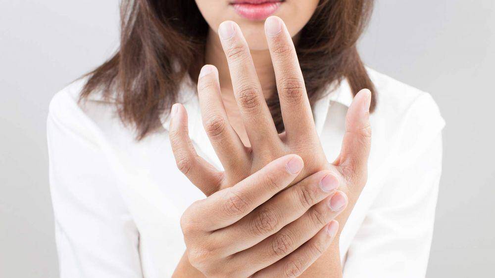 Perempuan lebih sering mengalami carpal tunnel syndrome. (wexnermedical.oso.edu)