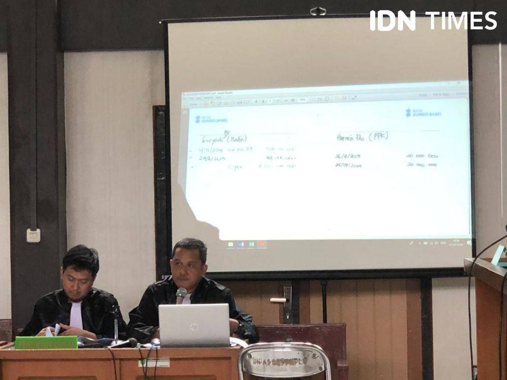 Jaksa KPK, Roy Riyadi kaget soal tudingan PH terdakwa Yani dalam sidang Eksepsi di PN Palembang (IDN Times/Rangga Erfizal)
