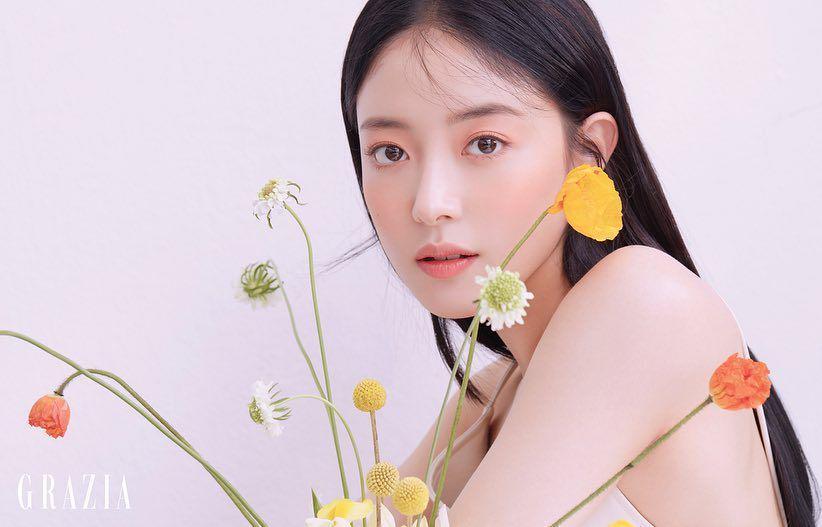 11 Potret Memesona Lee Se Young yang Segera Comeback
