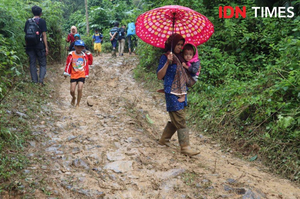 2 Orang Dinyatakan Meninggal, 1.600 Lainnya Terisolir di Sukajaya