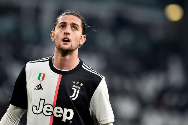 Dikaitkan dengan United, Rabiot Tegaskan Ingin Bertahan di Juventus