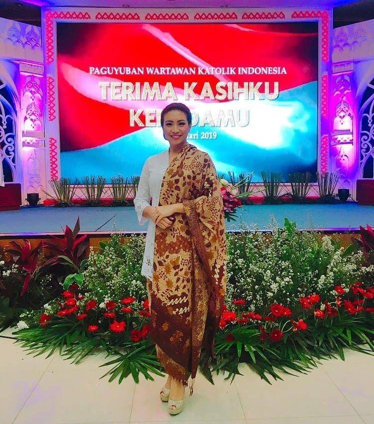 instagram.com/rahayusaraswati