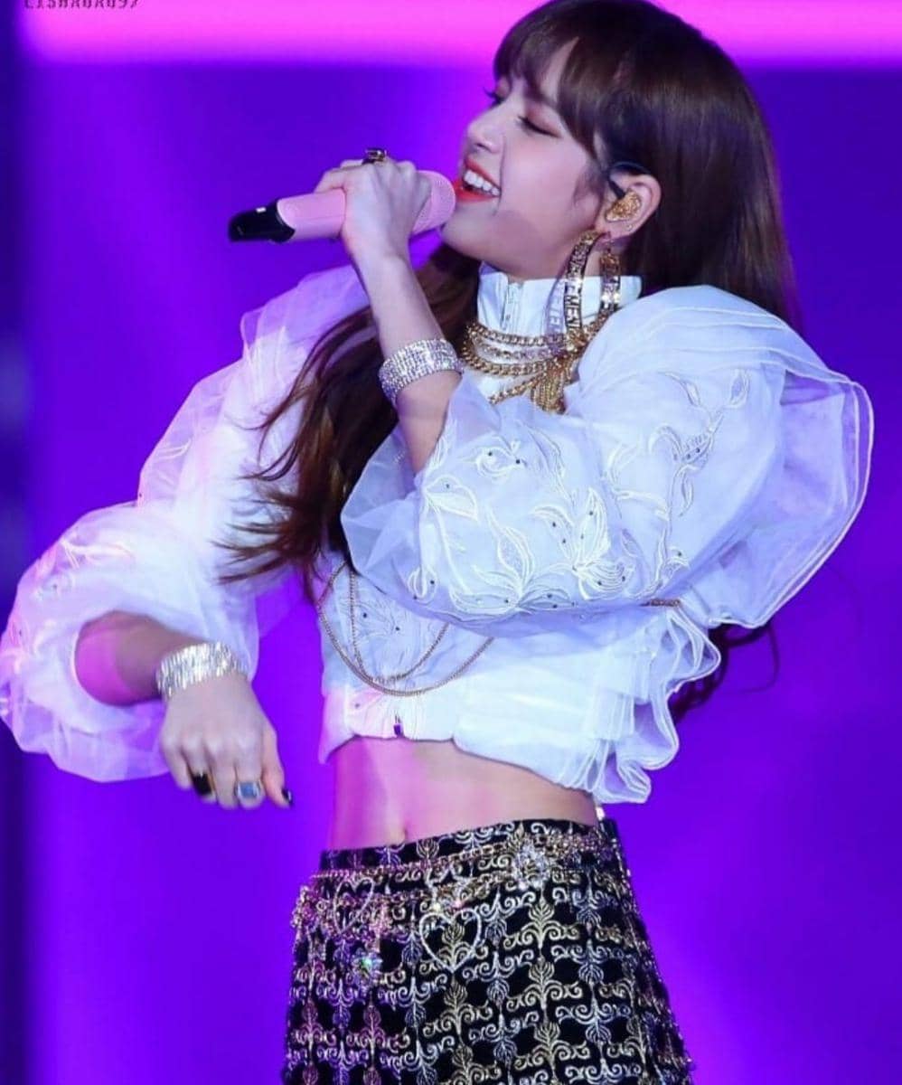 Instagram.com/lisa.blackpink