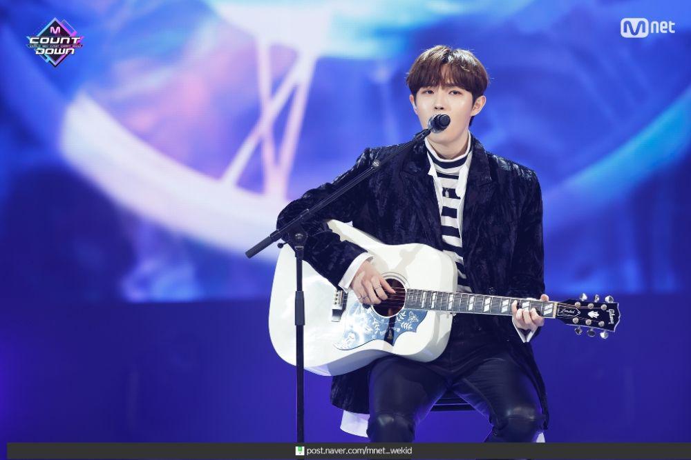 Musisi Sejati! Ini 11 Koleksi Gitar Kesayangan Milik Kim Jaehwan