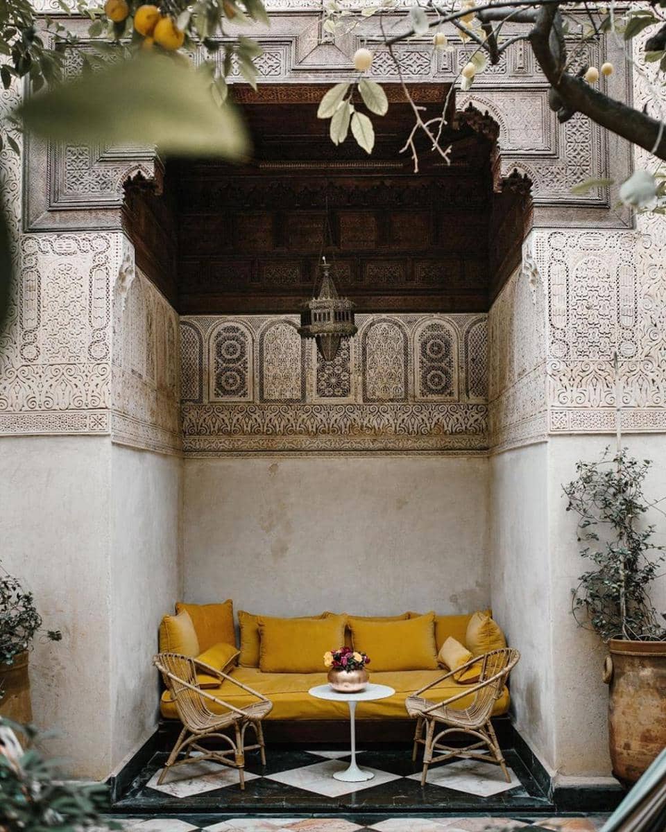 instagram.com/carlaypage