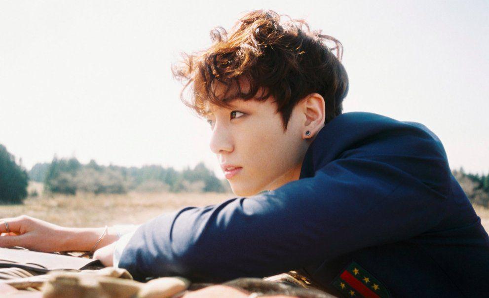 12 Karya Seni Jungkook BTS Ini Buktikan Ia Seniman Serbabisa