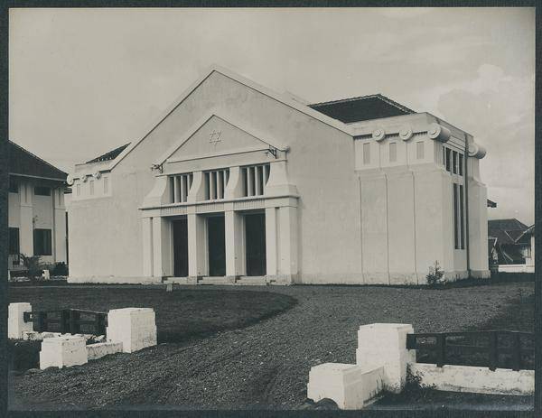 digitalcollections.universiteitleiden.nl