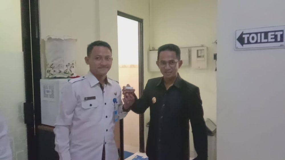 Wakil Wali Kota Balikpapan Rahmad Mas'ud saat pemeriksaan urine di BNNK Balikpapan (Dok.IDN Times/Istimewa)
