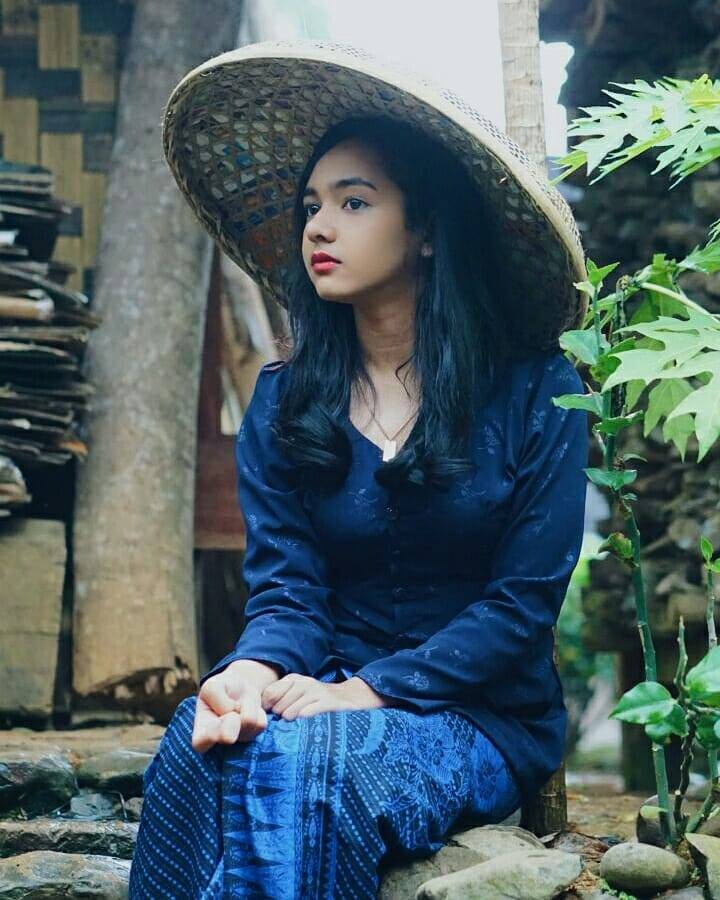 Instagram.com/sabrindh