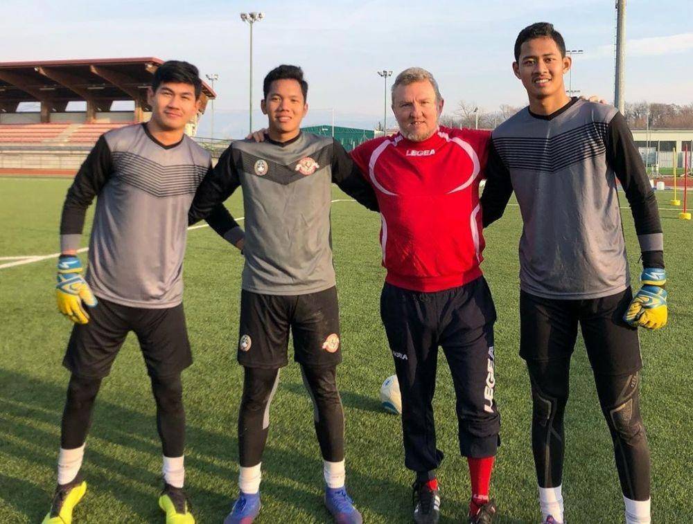 Trio kiper Garuda Select dilatih oleh pelatih kiper FC Como. Dok. Mola TV