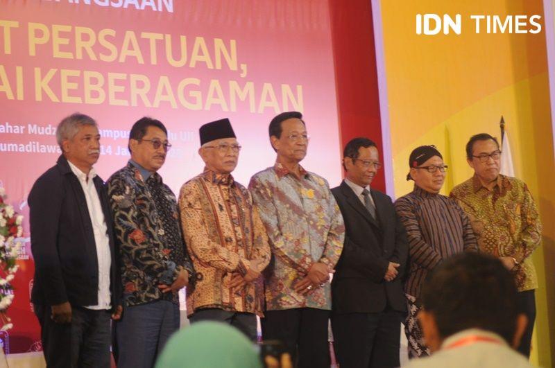 Gus Mus: Yel-yel Islam Yes, Kafir No, yang Ngajari Tak Paham Agama